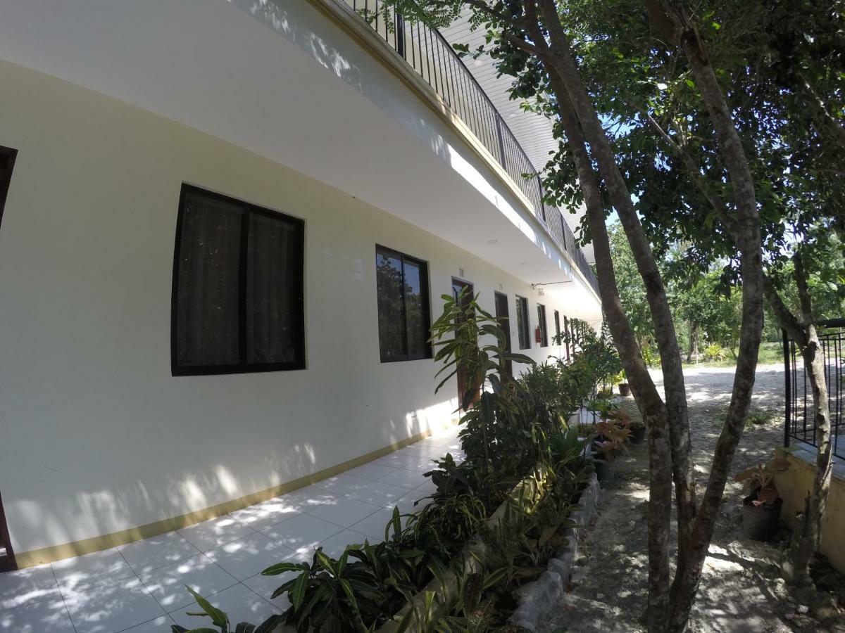 Reddoorz Premium @ Napaling Point Tangnan Otel Dış mekan fotoğraf