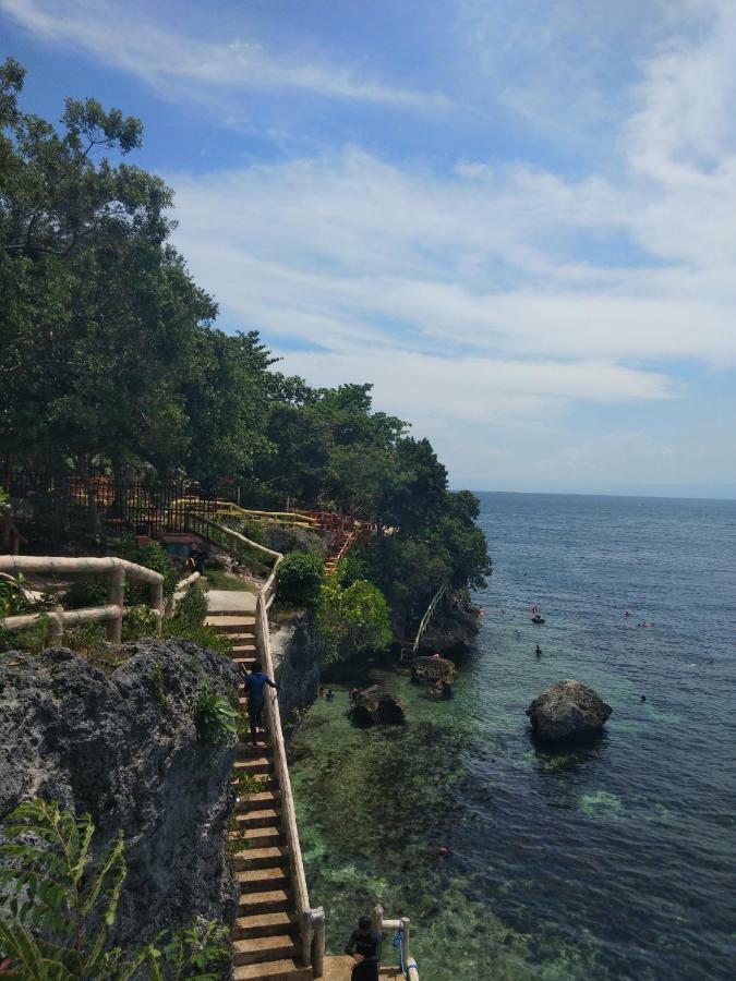 Reddoorz Premium @ Napaling Point Tangnan Otel Dış mekan fotoğraf